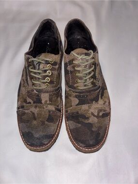 Kenneth Cole Men's Camouflage Lace-Up Casual Shoes Size 8.5
